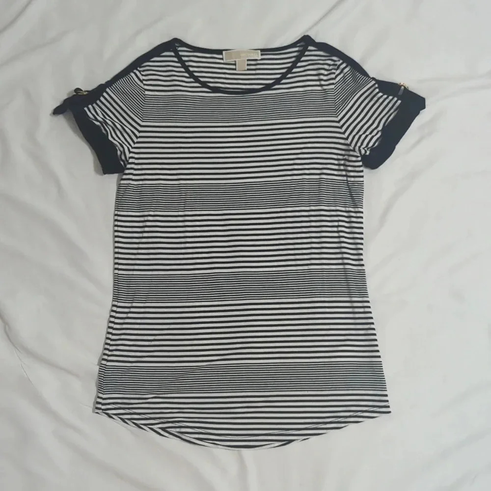 Michael Kors Stripped Cap Sleeve Top, Color Black/White Size S